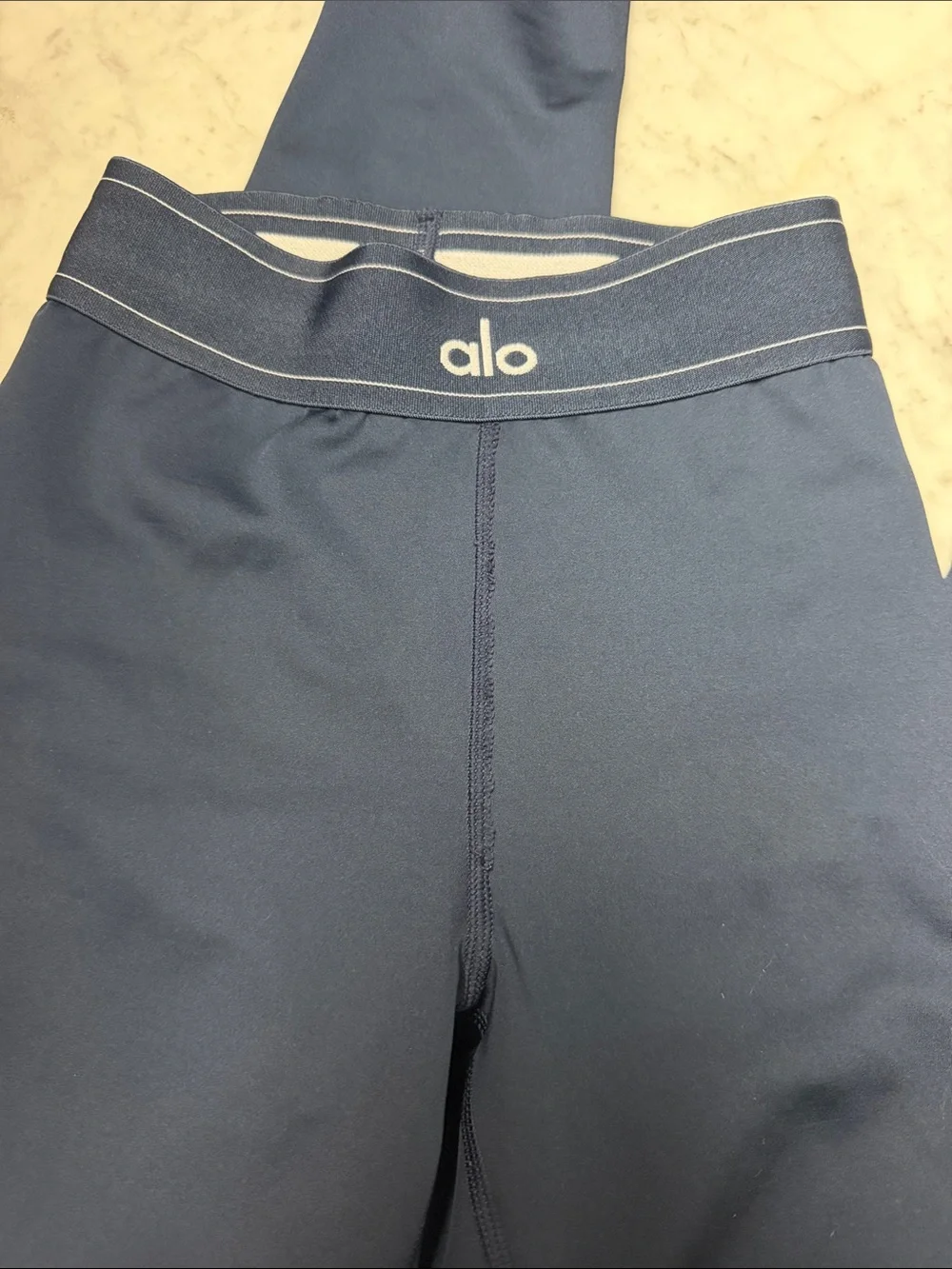 ALO Yoga Navy leggings